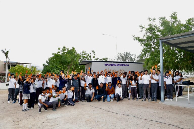 Inicia CECyTE BCS la campaña “Manos Que Suman” en contra de la violencia